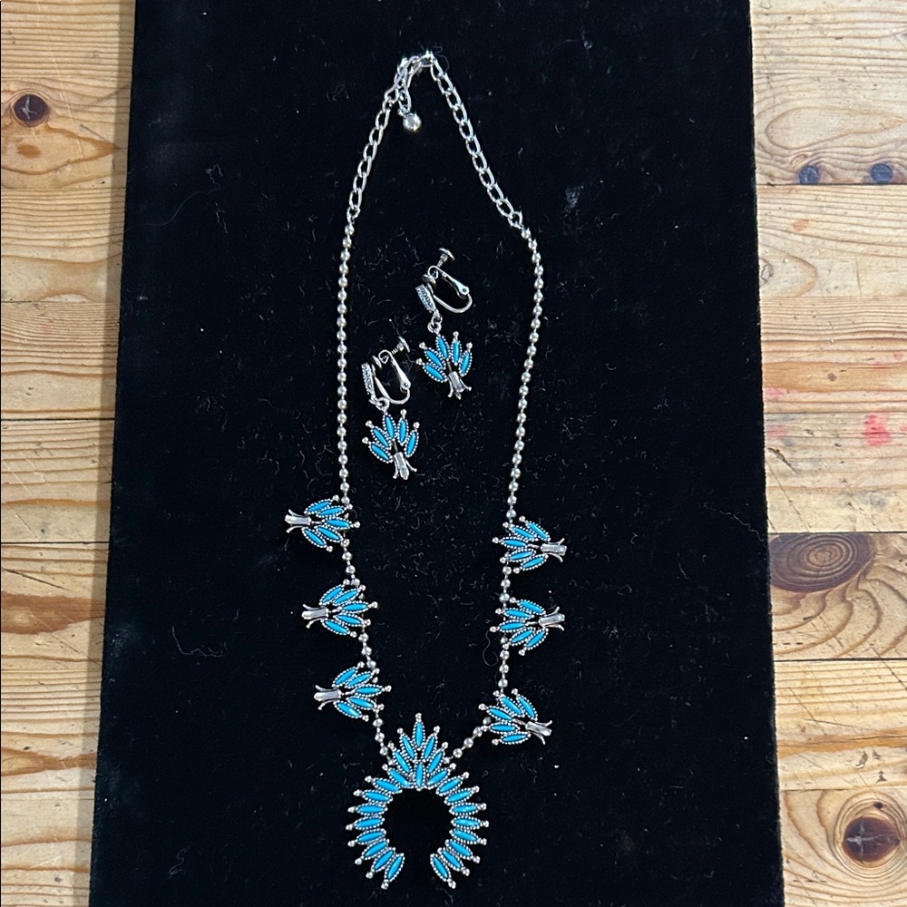 Faux Turquoise Southwestern Squash Blossom Necklace and Earring Set